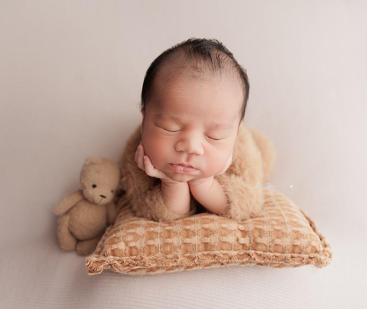 RTS! Fuzzy bear props