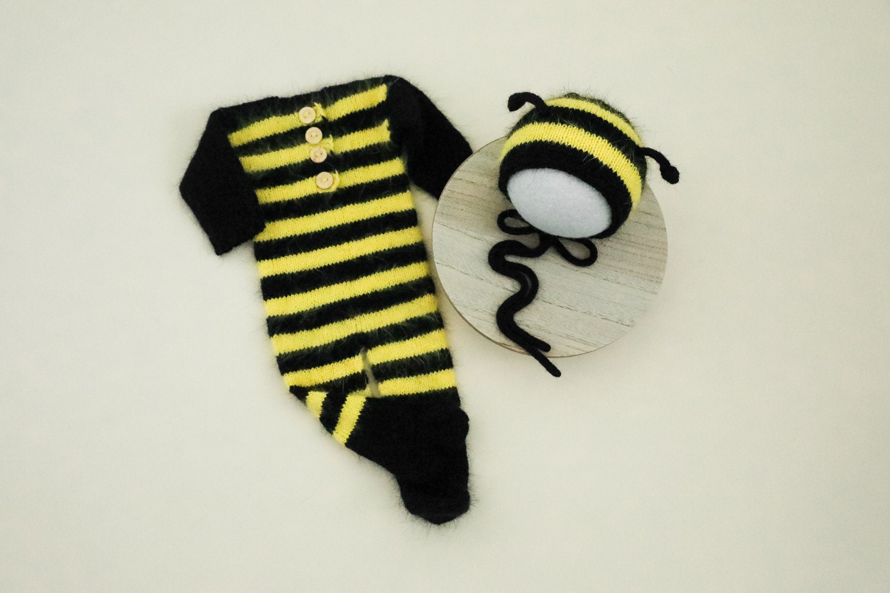 RTS! Bee outfit