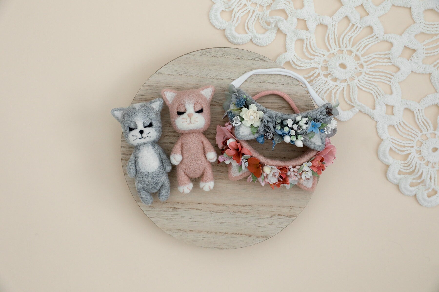 RTS! Felted kitten props