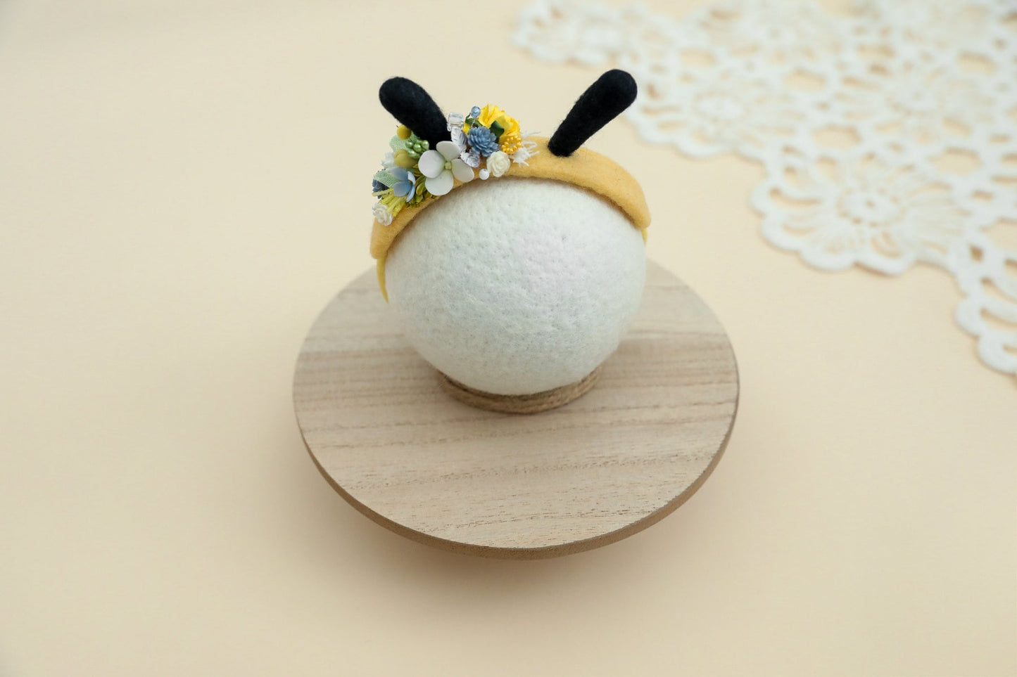 RTS! Felted bumblebee props