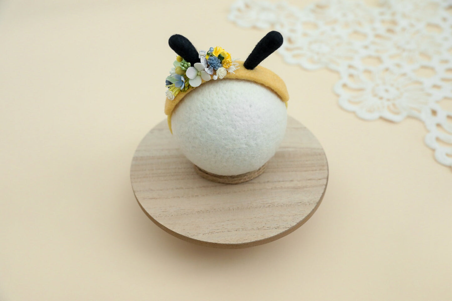 RTS! Felted bumblebee props