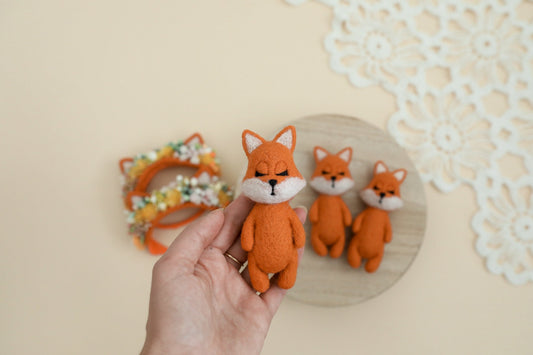 RTS! Felted fox props