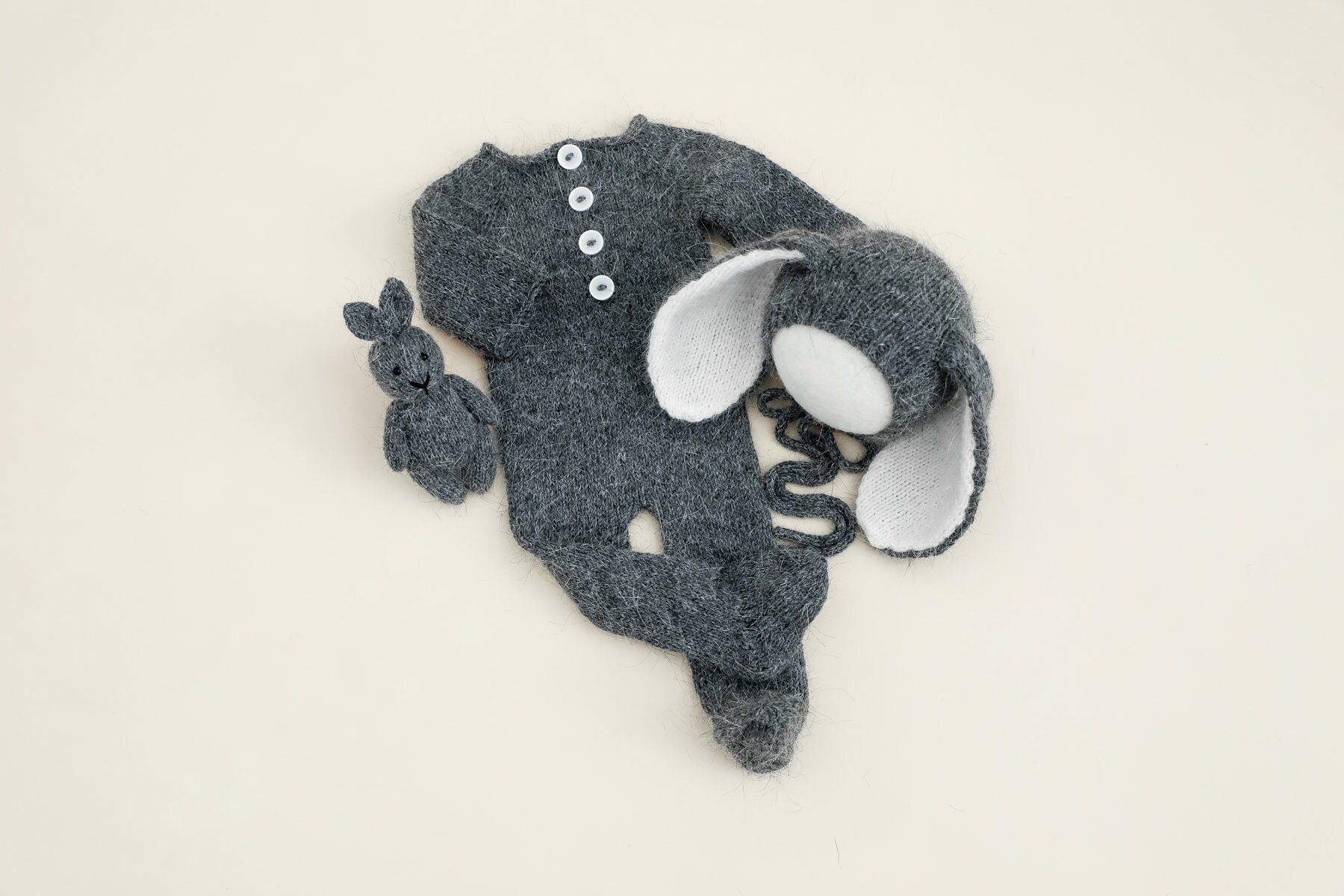 Newborn knitted bunny outfit