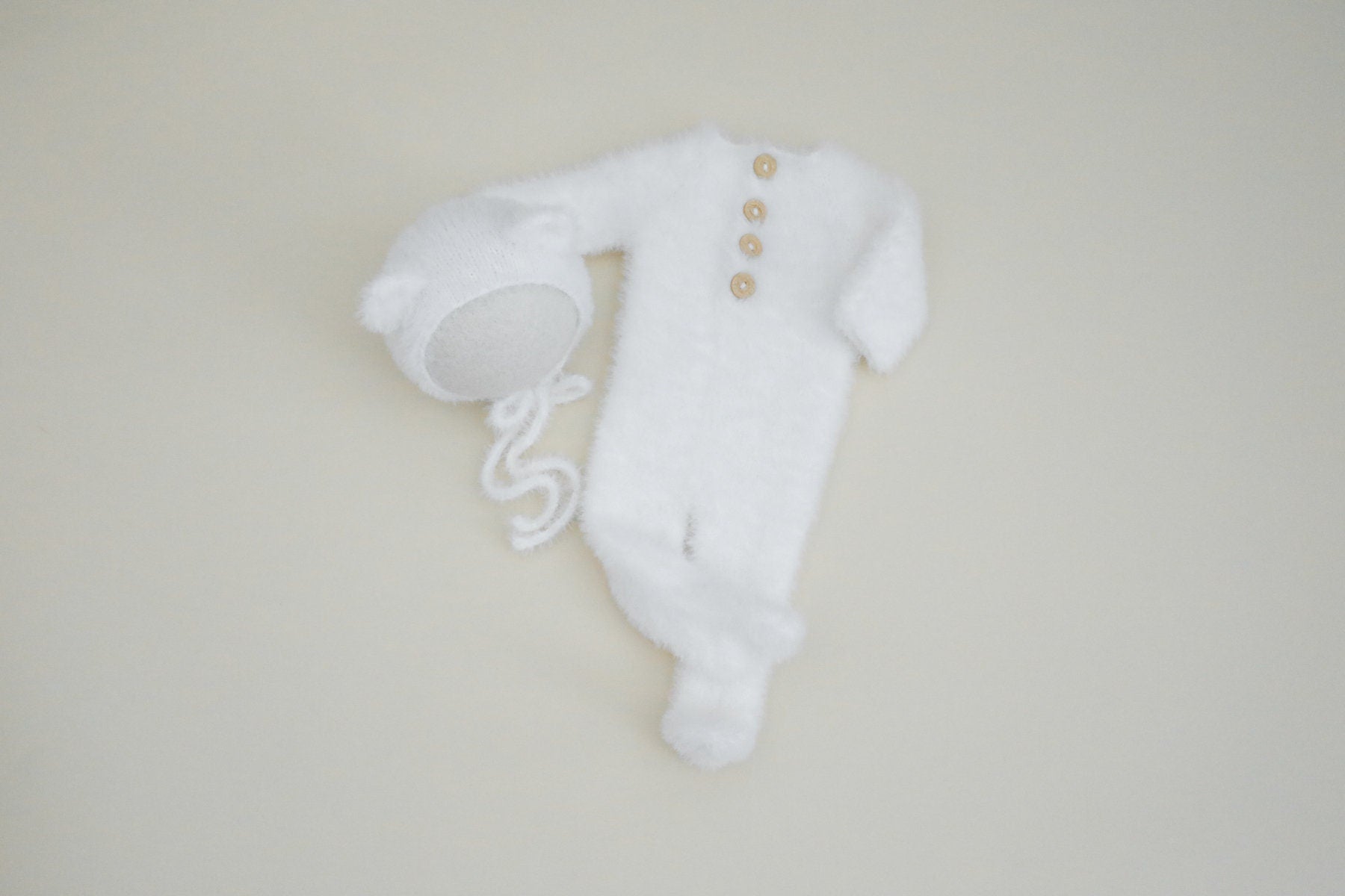 RTS! Fuzzy bear props