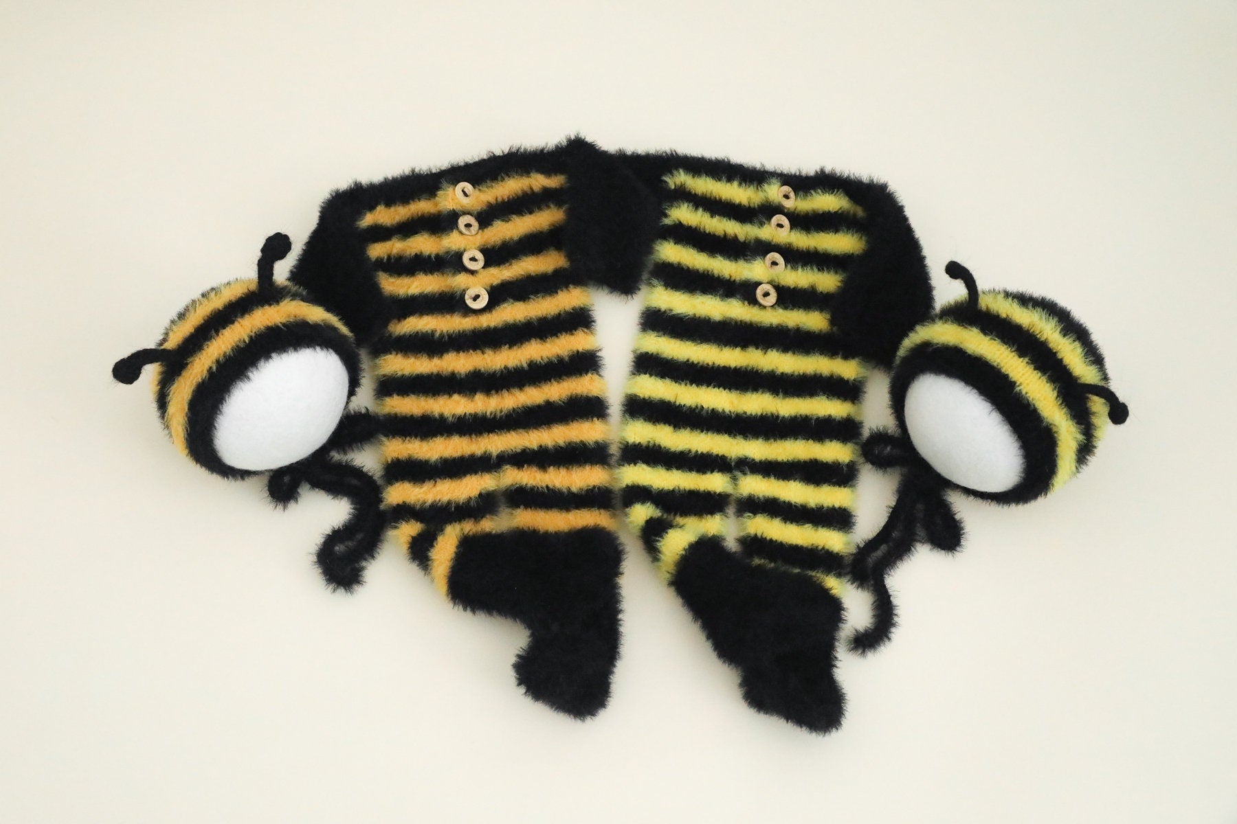 RTS! Fuzzy bee outfit