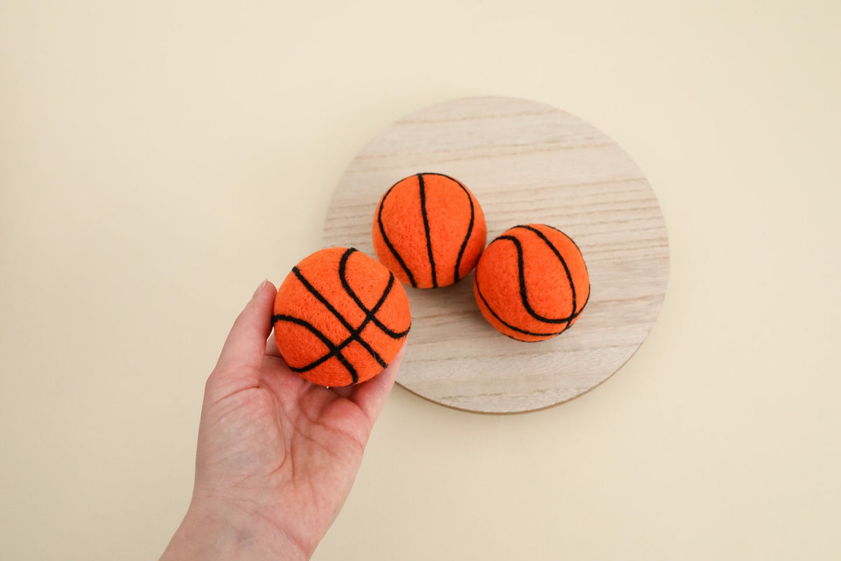 RTS! Felted basketball toy | Newborn photography props Felted stuffy toys Wool sport props Sport Baby Basketball