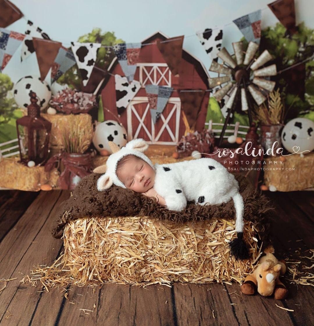 KNITTED NEWBORN COW OUTFIT