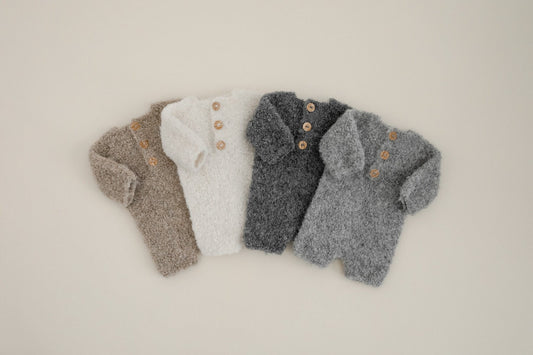 Knitted newborn fuzzy footless romper