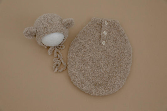RTS! Swaddle sack and bear bonnet set