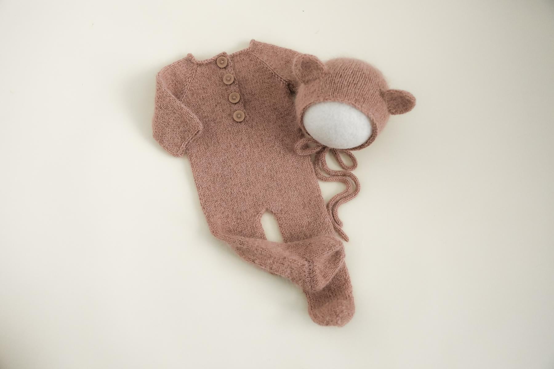 RTS! Knitted teddy bear/bunny props