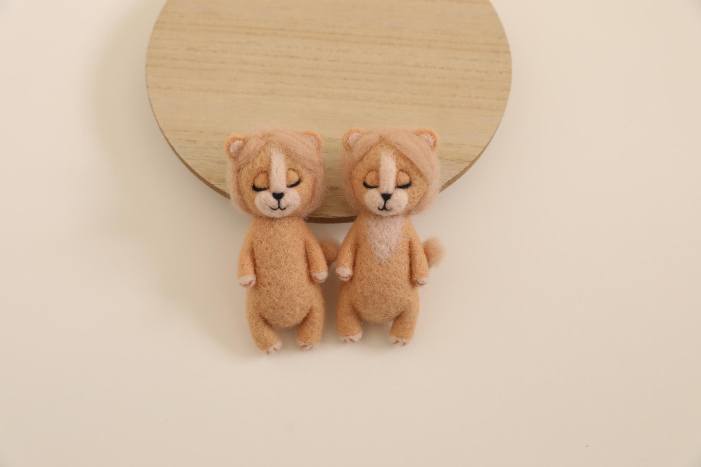 RTS! Felted lion toy