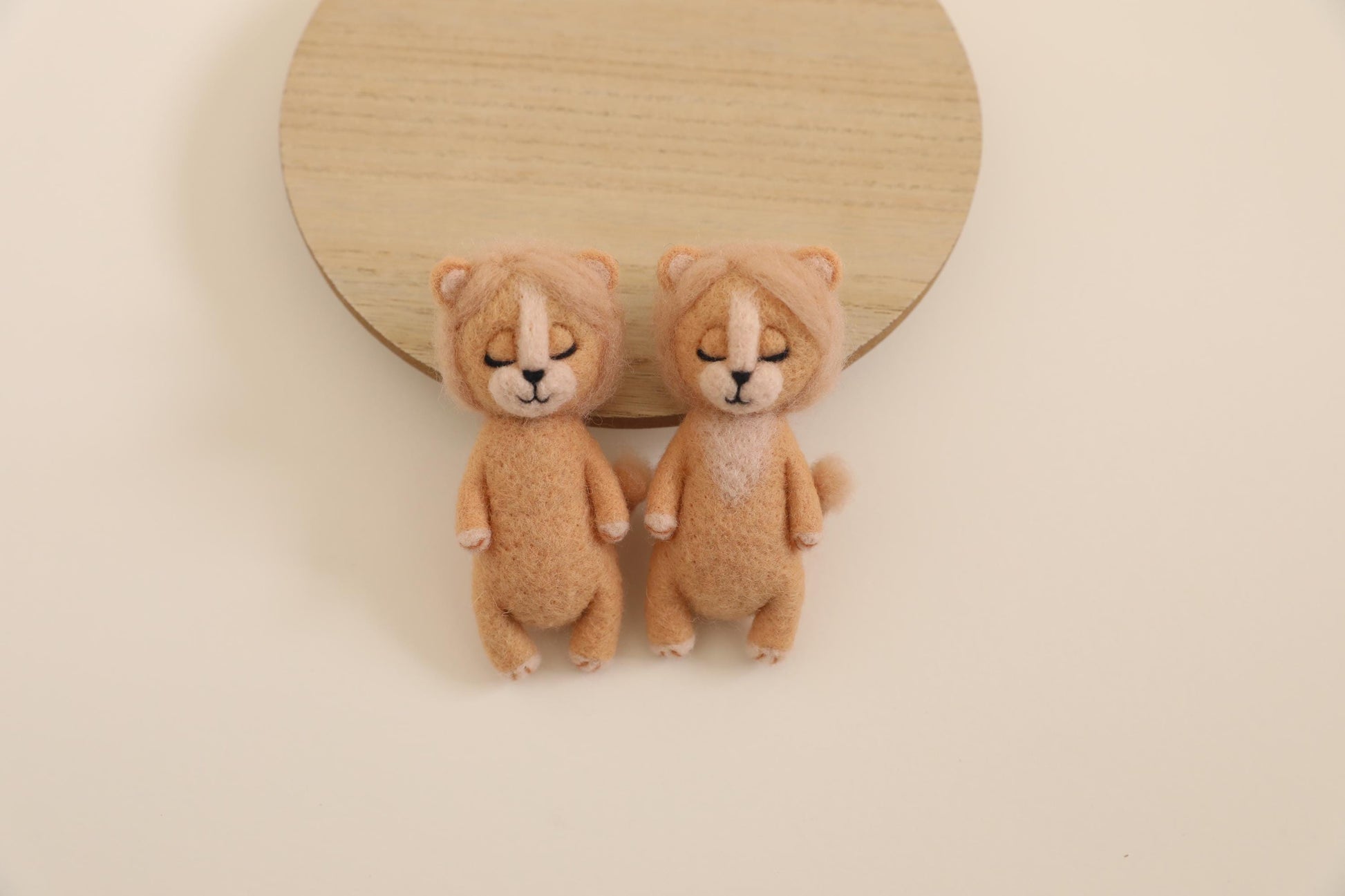 RTS! Felted lion toy