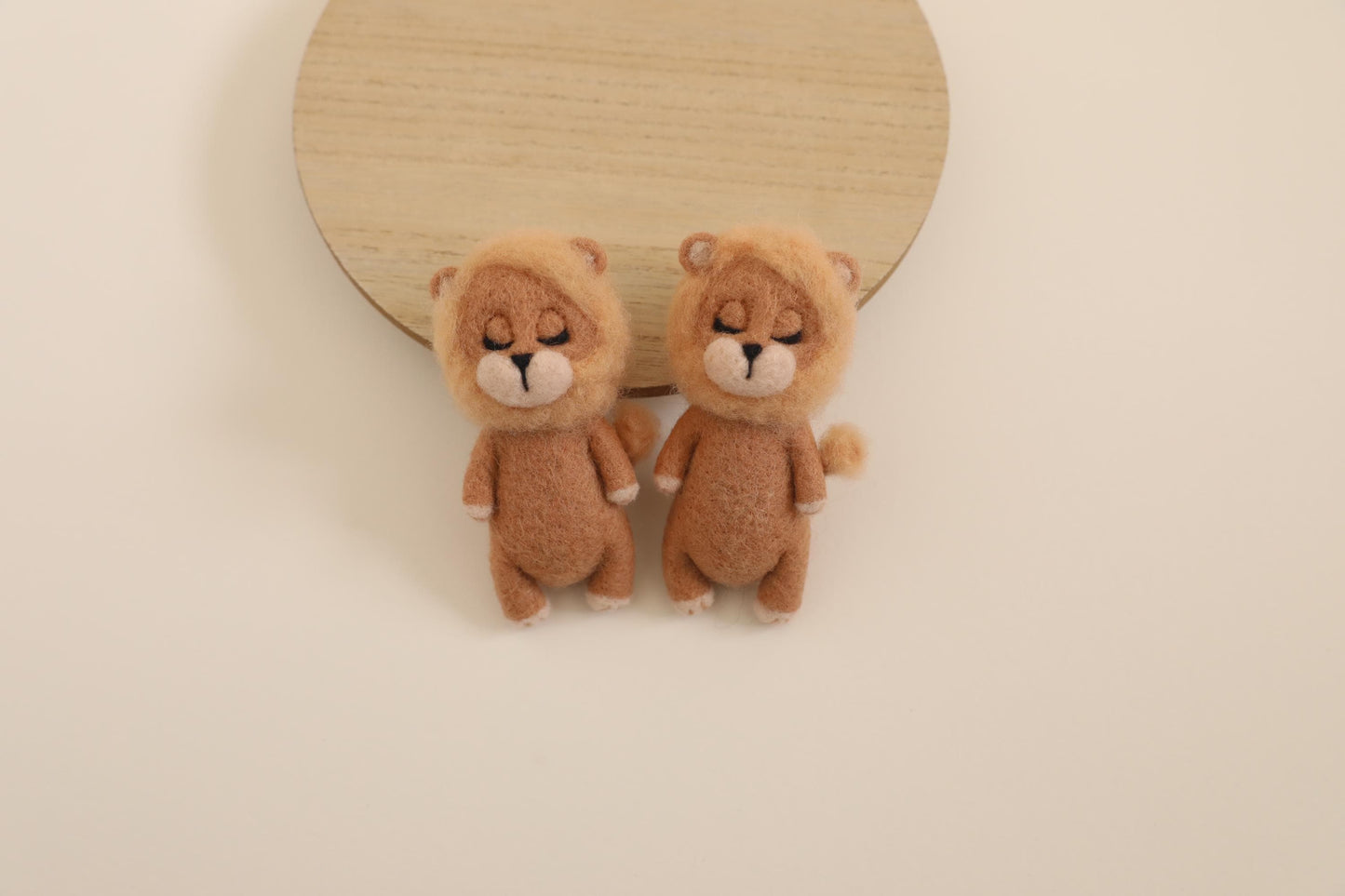 RTS! Felted lion toy