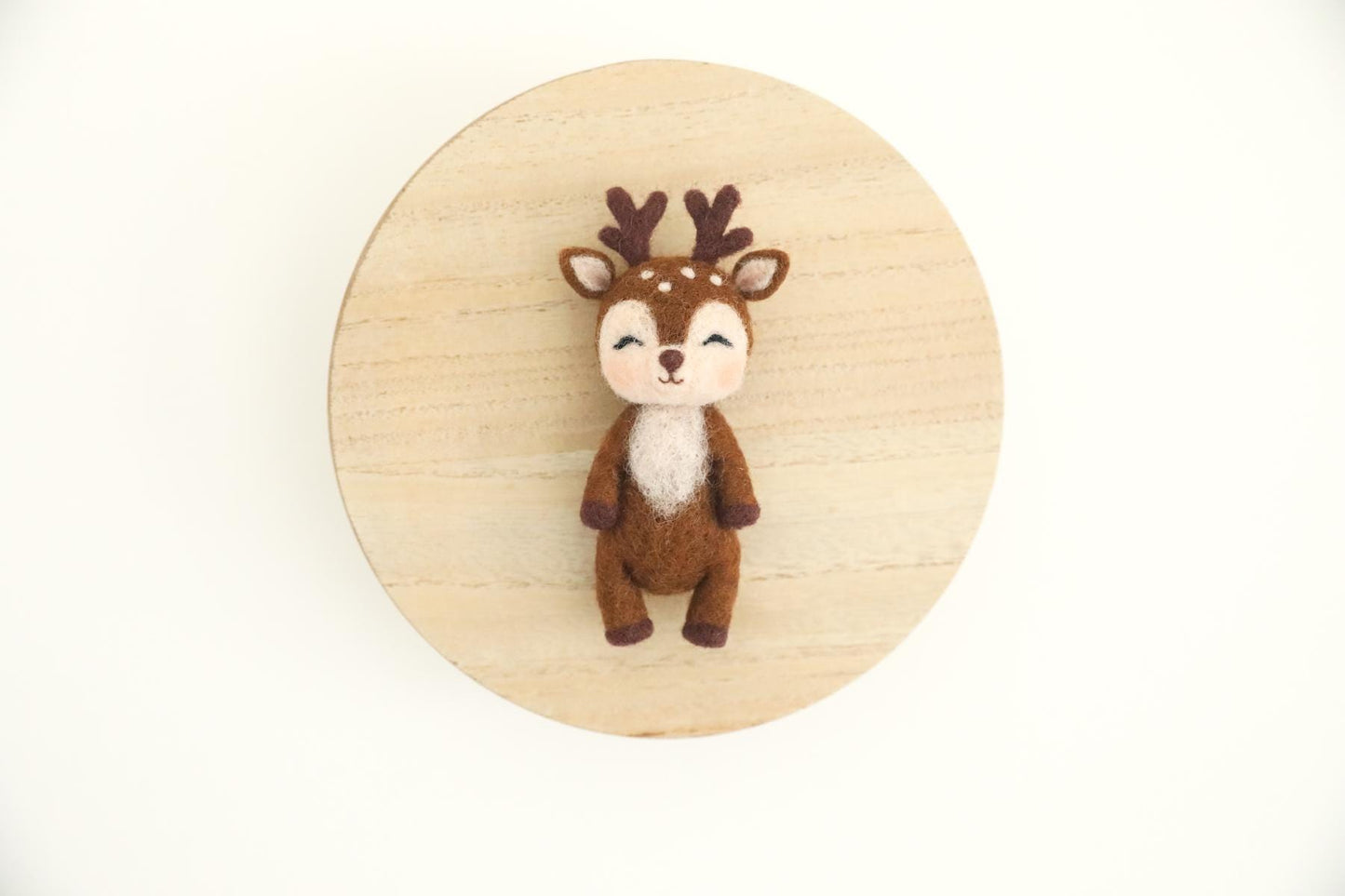 MADE TO ORDER! Felted Reindeer | Felted stuffy toys Newborn photography props Wool props Hunting props Felted Reindeer